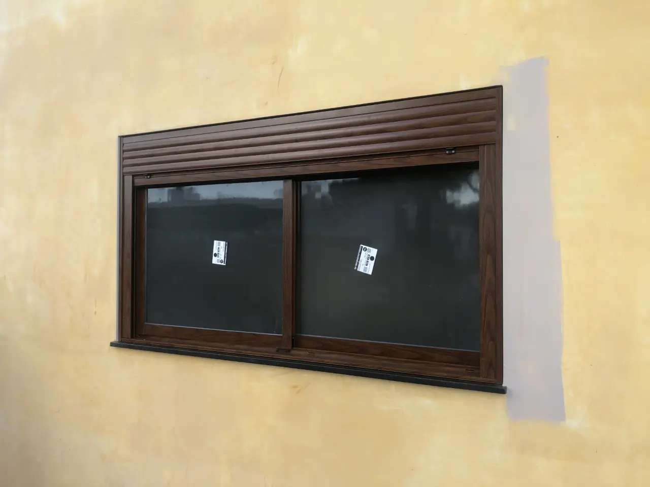 Persiana amadeirada residencial